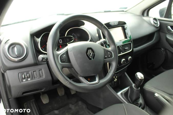 Renault Clio 1.2 16V Limited - 20