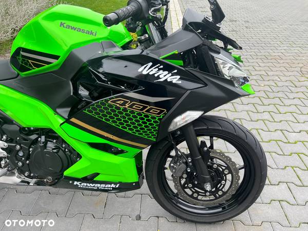 Kawasaki Ninja 400 - 24