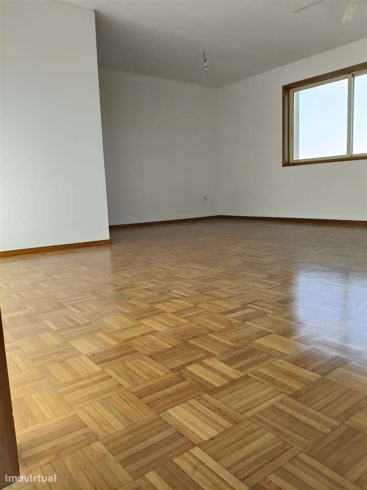 Apartamento T0 com 46m2 em Matosinhos Sul a 150mts da praia - Grande imagem: 2/16