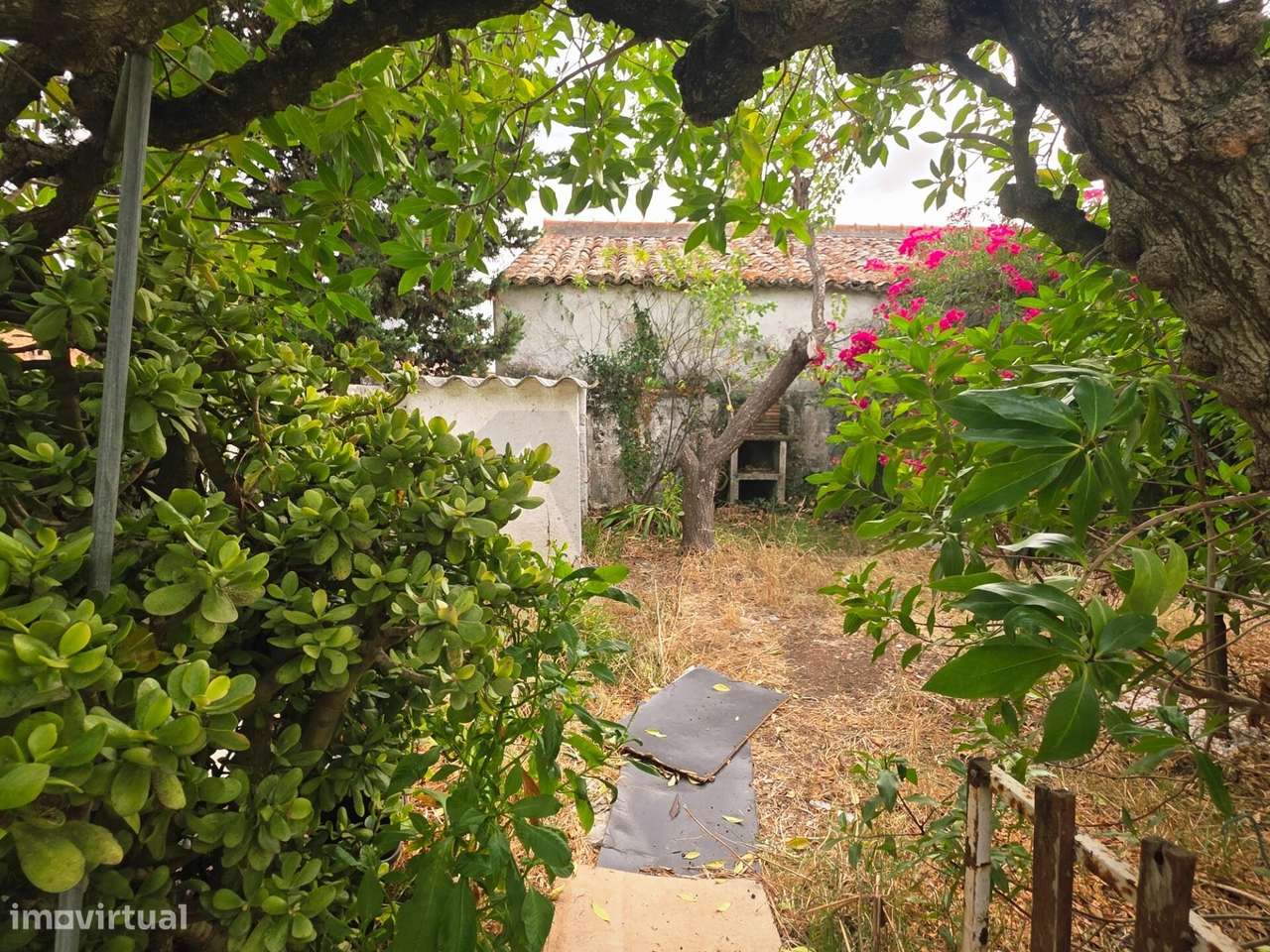 Moradia Bi familiar – Dois T3 Independentes | Porto Salvo-19