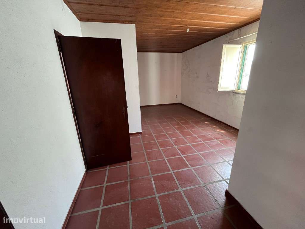 Moradia tipologia T5-23