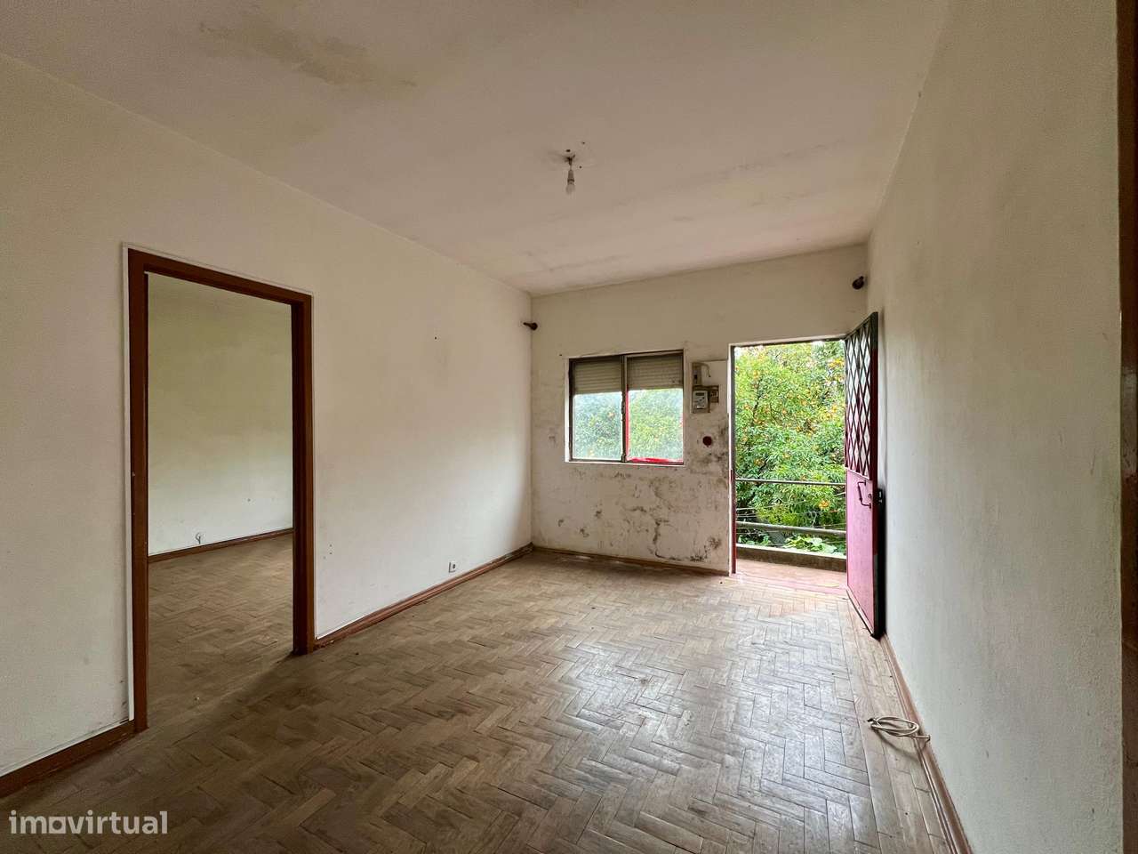 Andar Moradia T3 para Restauro em Celeirós-12