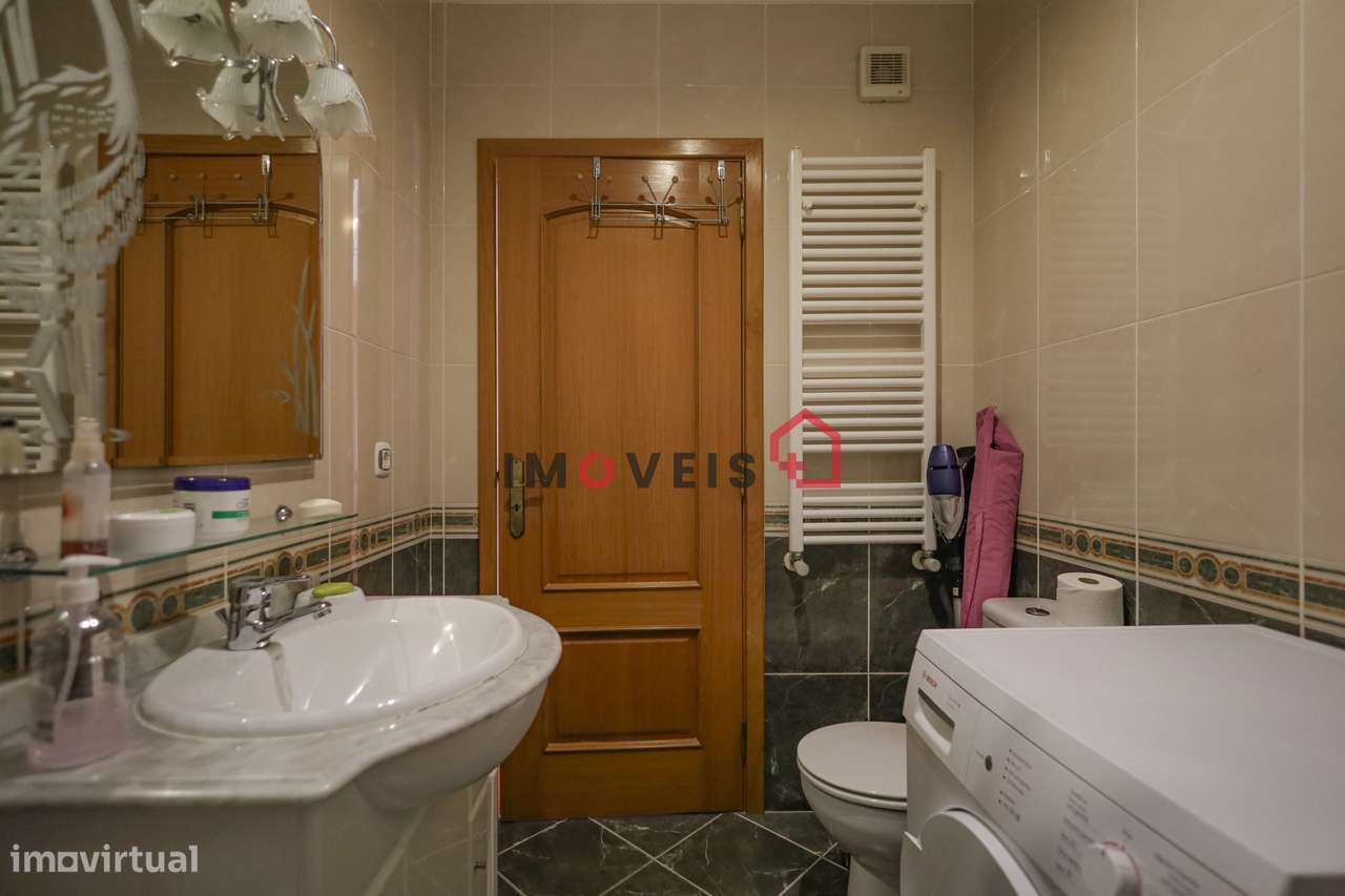 Apartamento T3 com Suíte, Garagem Fechada e Lugar de Garagem – Mari...-10