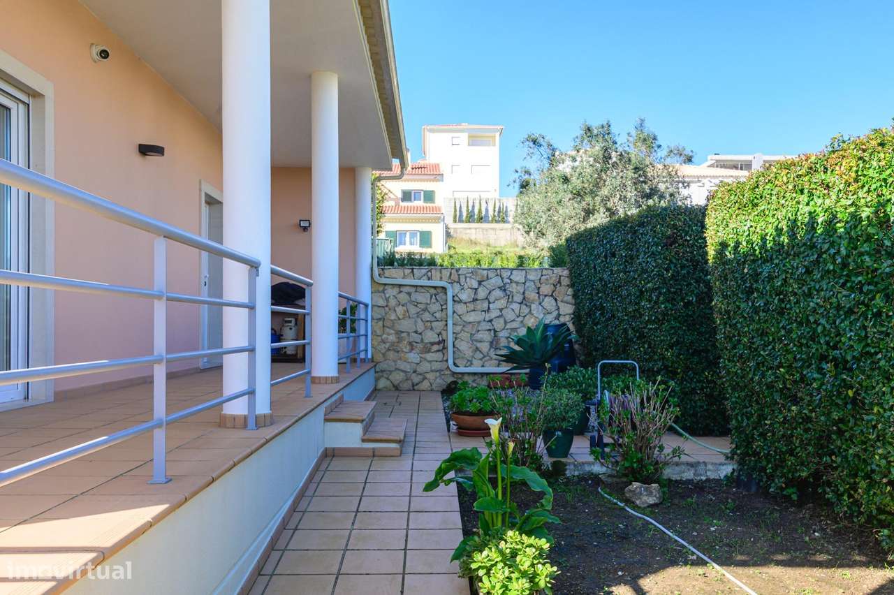 Moradia T3 com Jardim e Garagem | Construída em 2011 | São Pedro...-52