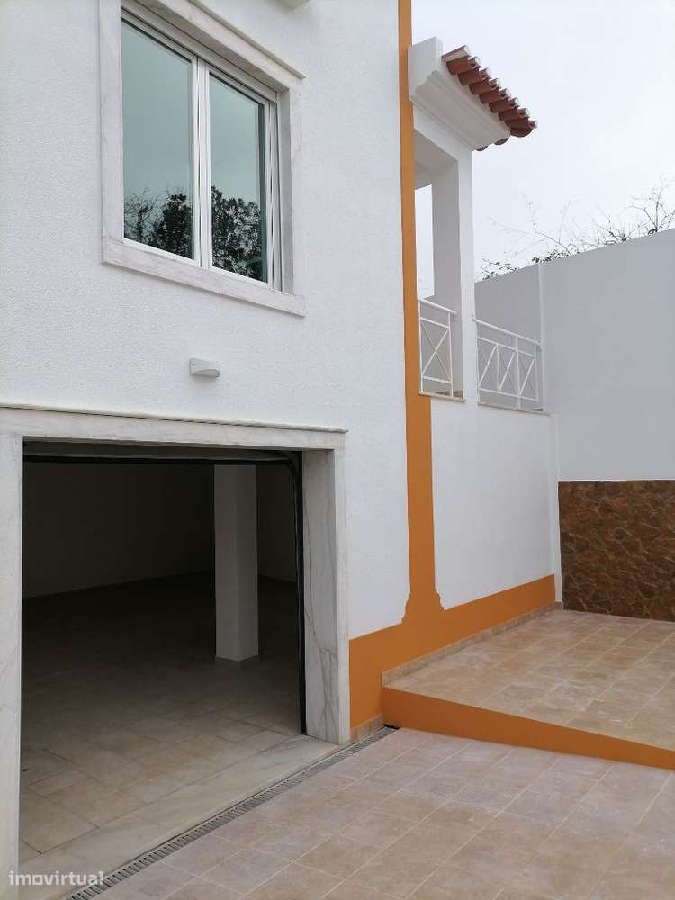 Moradia T3+1 Ericeira, Vista Mar, Remodelada, Como Nova, A Estrear.-5