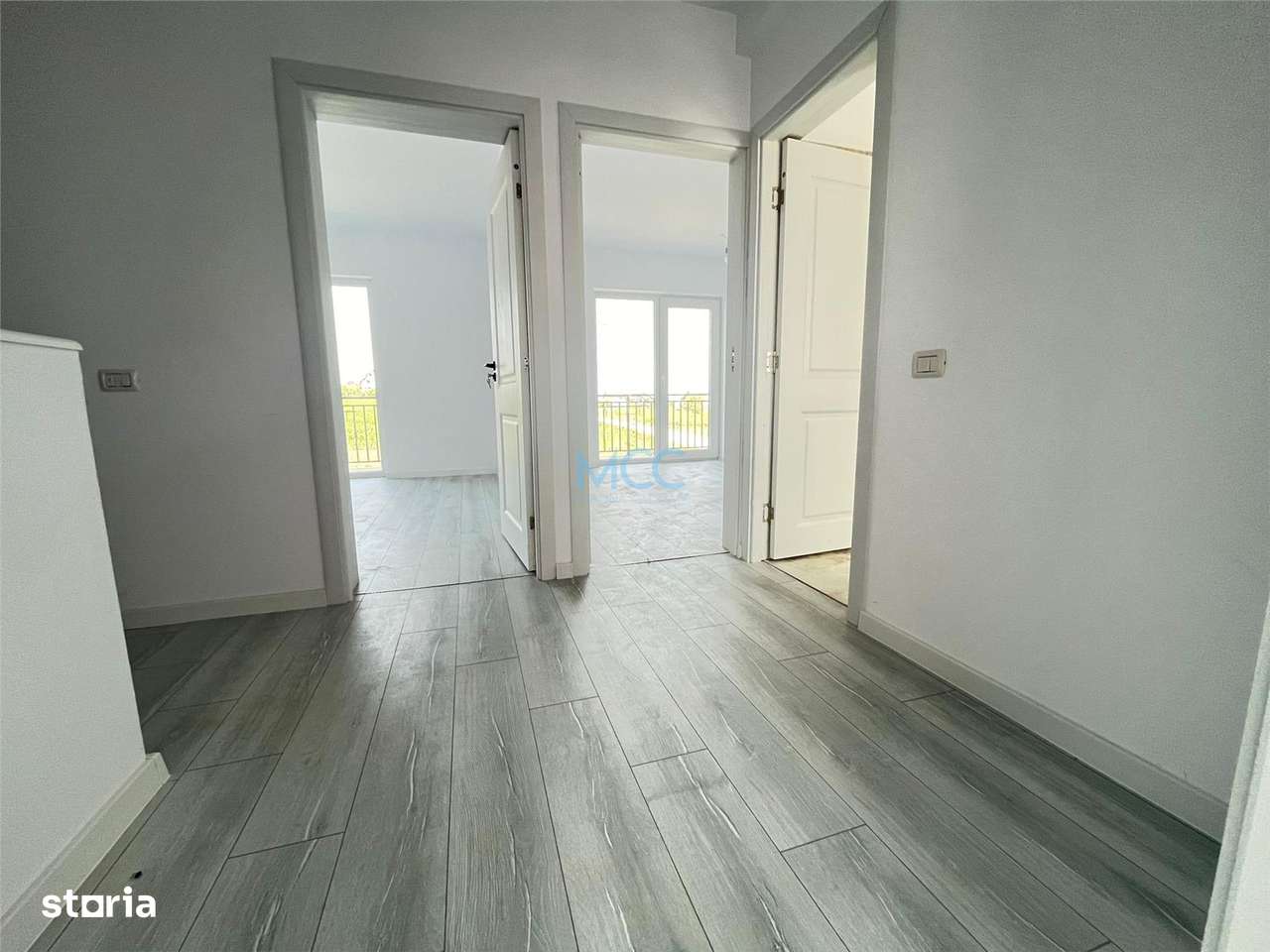 Vand Casa de tip Triplex, 5 camere-7