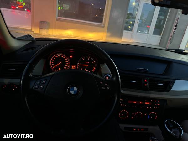 BMW X1 xDrive18d - 3