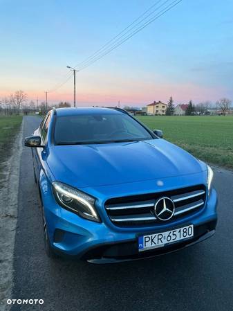 Mercedes-Benz GLA 250 7G-DCT - 4