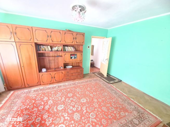 Apartament 3 camere, Piata Sud, Bacau-0