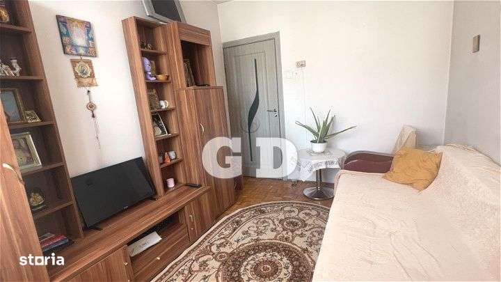 Apartament 3 Camere de Vanzare - Strand I-9