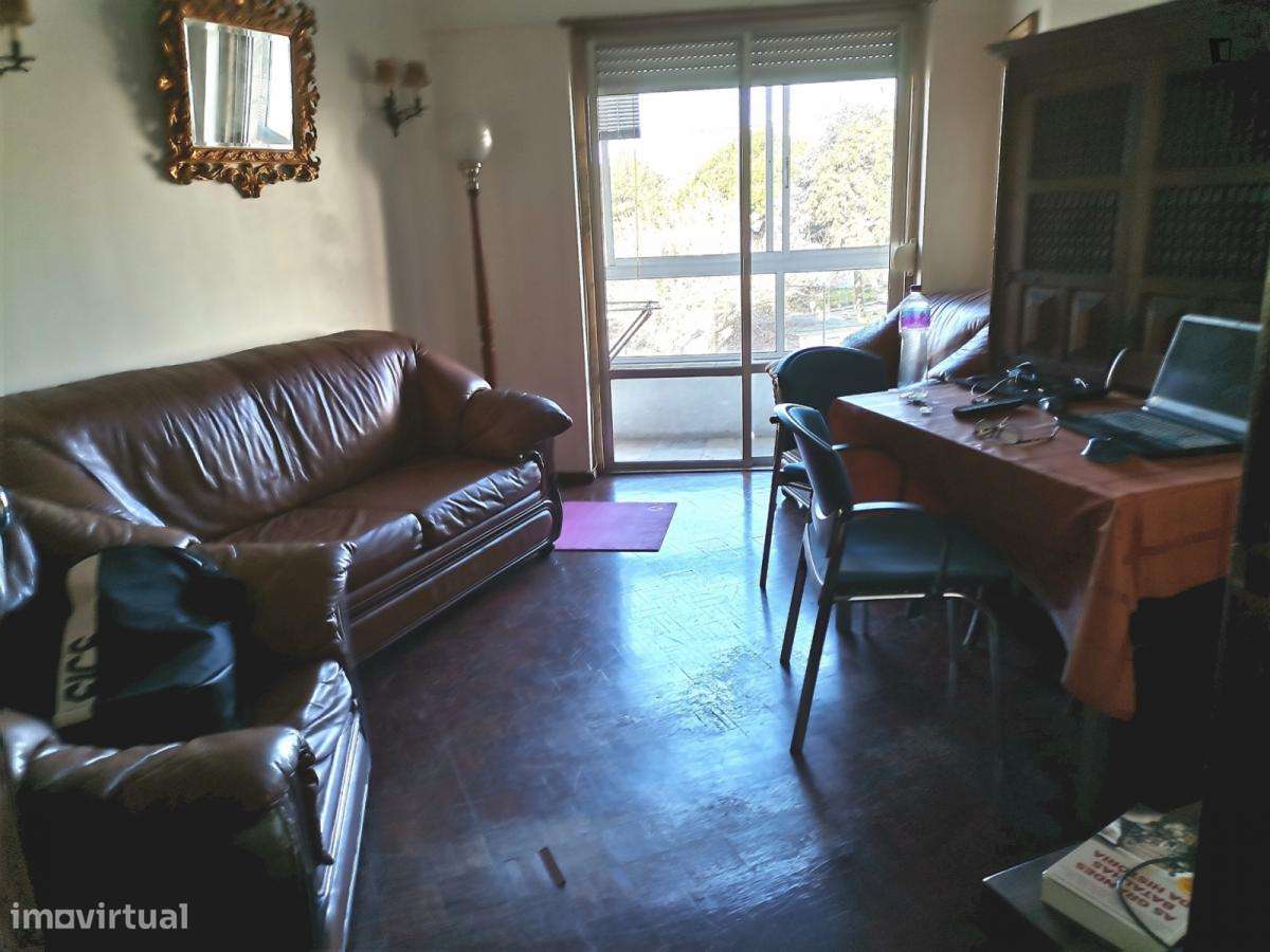 Quarto - localizado em Sete Rios Lisbon - Grande imagem: 2/9