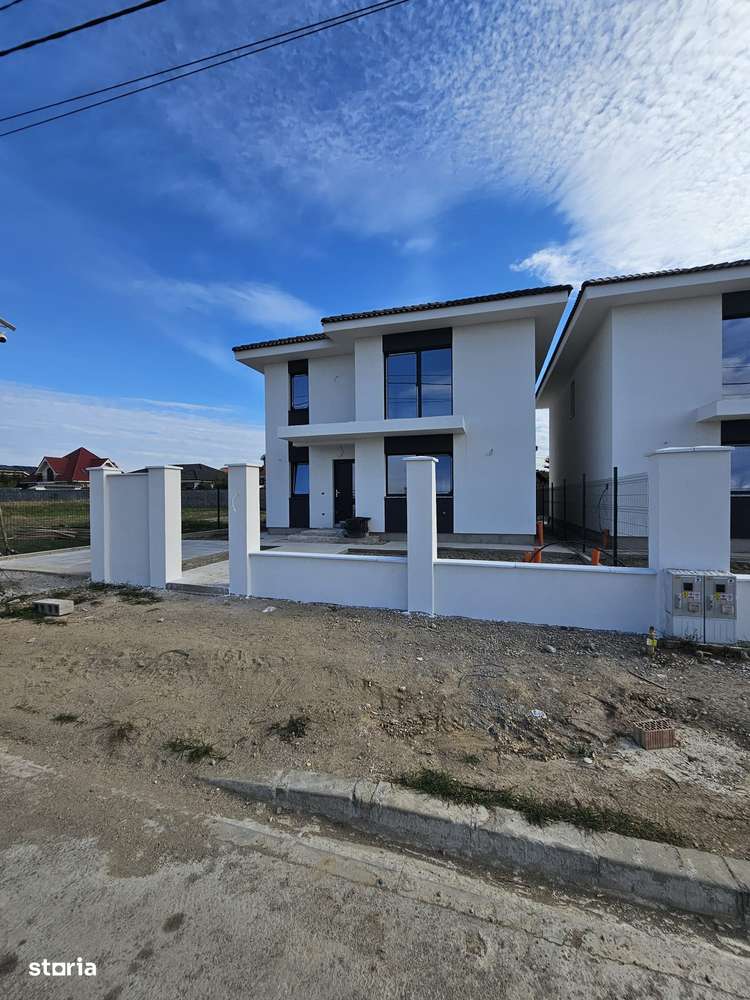 De vânzare casa în Sanmartin , zonă excelentă-9