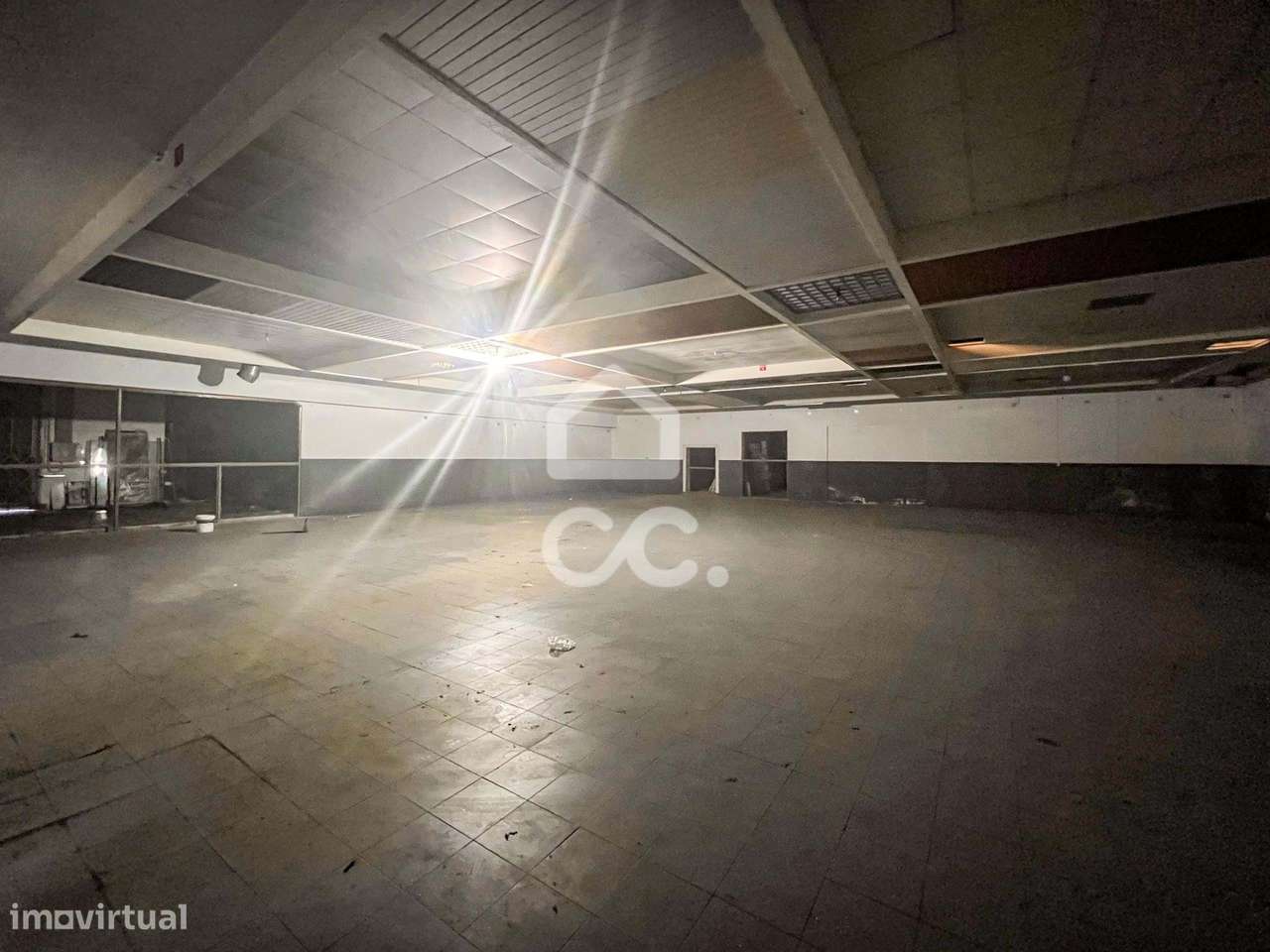 Armazém em Carreira - Grande imagem: 3/9