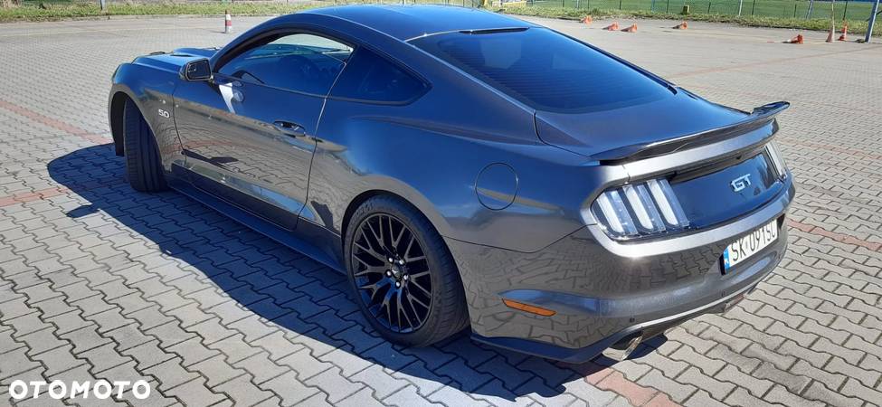 Ford Mustang 5.0 V8 GT - 3