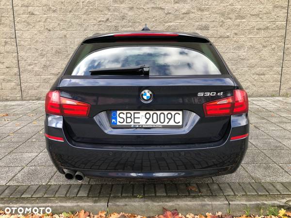 BMW Seria 5 530d xDrive Touring - 8