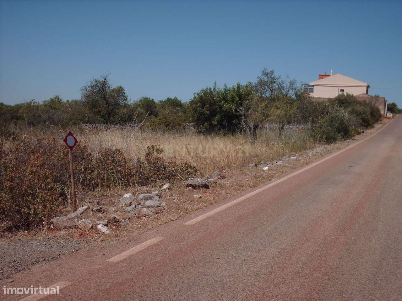 Terreno Acesso Fácil - Grande imagem: 2/4