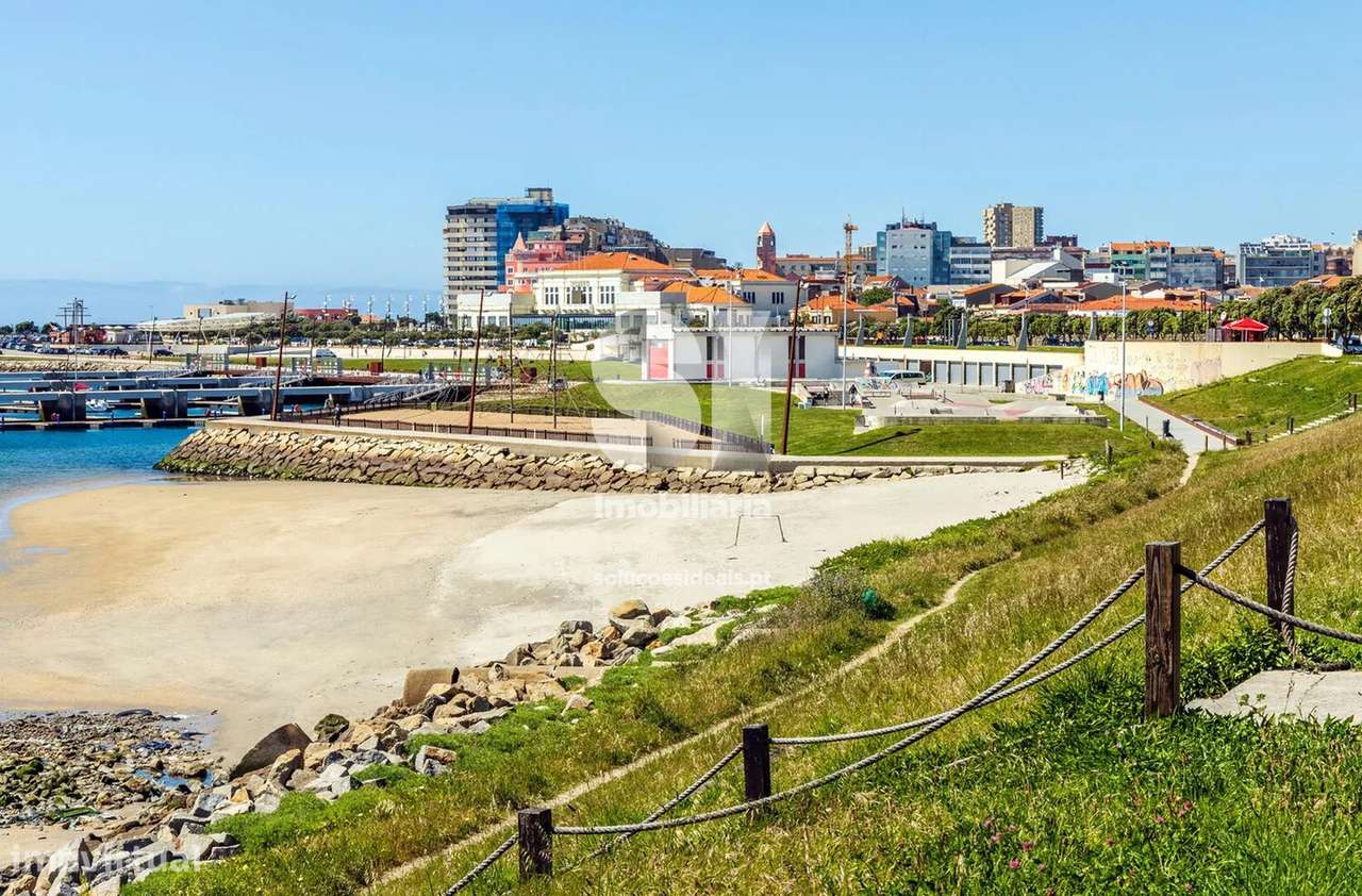 Terreno em Póvoa de varzim - Grande imagem: 4/14