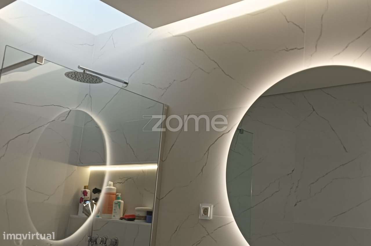 Moradia Térrea Semi- nova com piscina-19