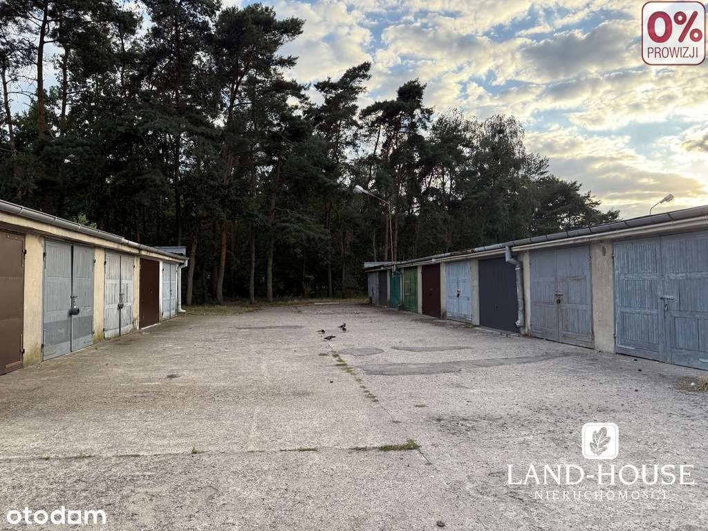 Murowany garaż - ul. Kochanowskiego (przy lasku)-0