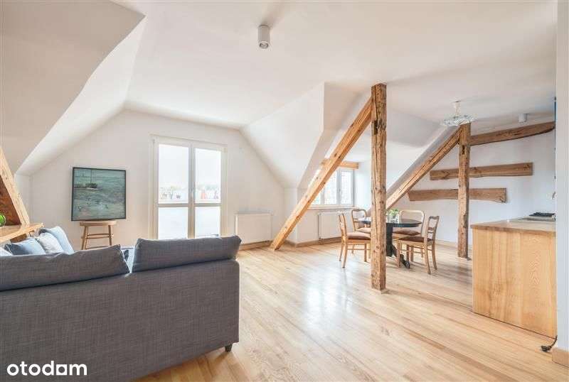 Klimatyczne słoneczne mieszkanie na poddaszu z balkonem-8