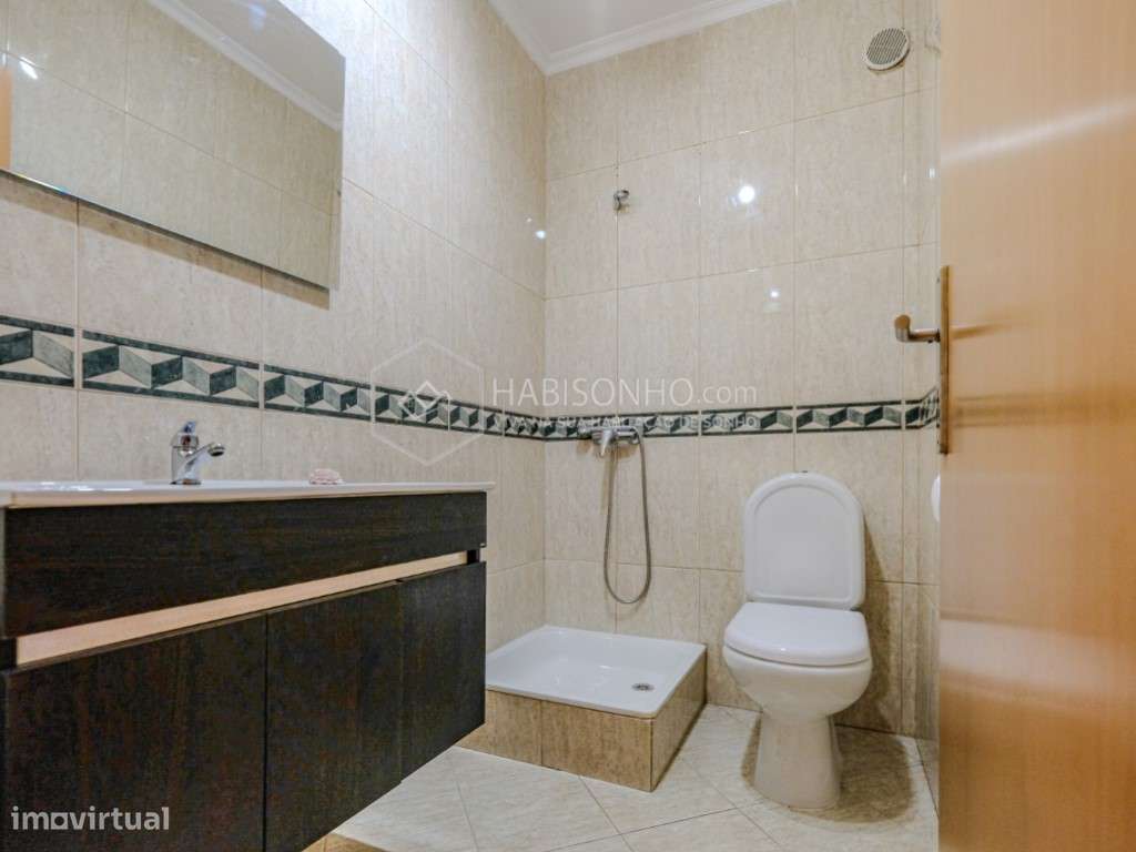 Apartamento T2 c/ Terraço | Baguim do Monte | Gondomar-11
