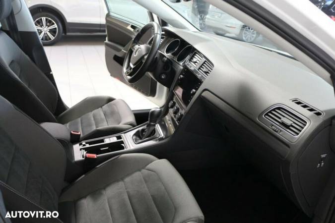 Volkswagen Golf 1.0 TSI DSG - 8