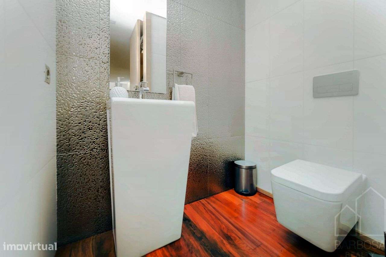 V.N.Gaia - Fantástica V4 (4 suites) c/430m2, piscina - Lote c/1370m2-34