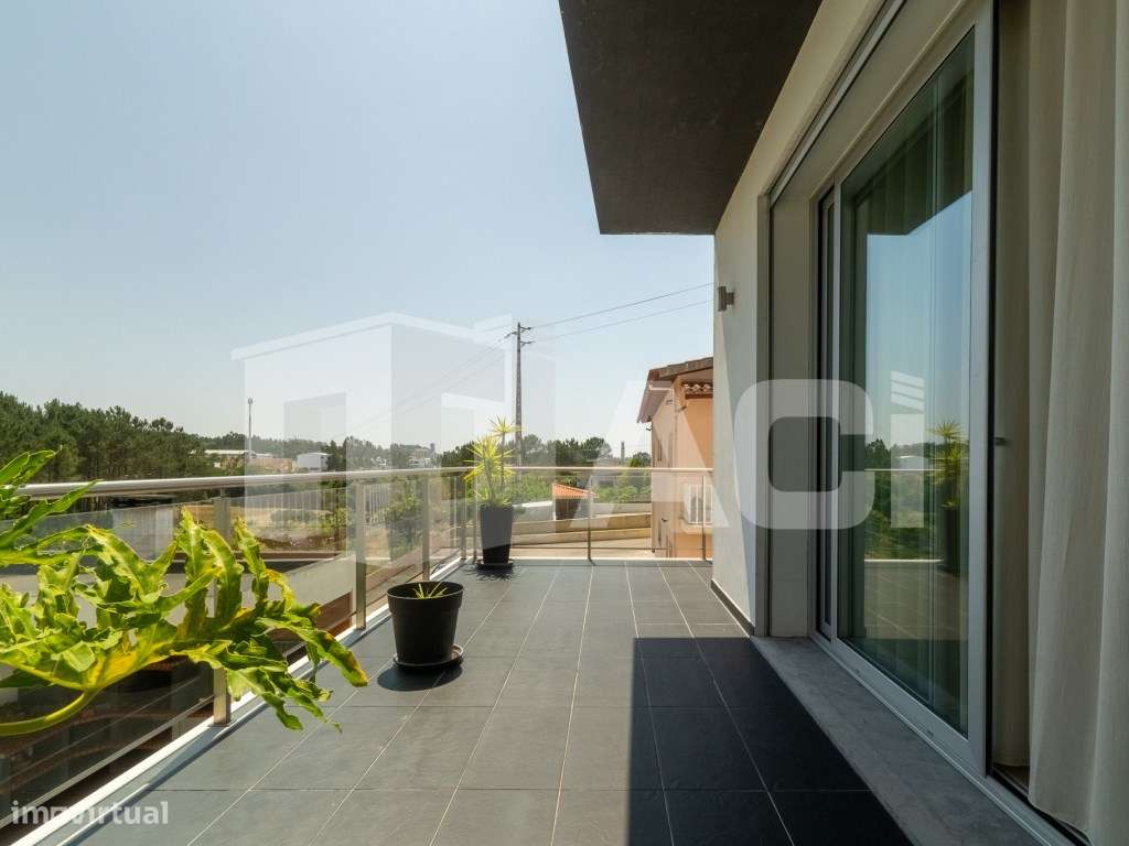 Magnífica Moradia T3+2 nos arredores da Cidade de Leiria-37