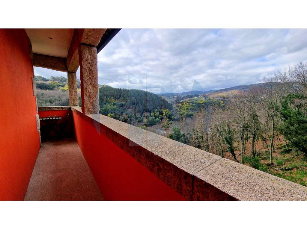 Moradia T5 sobre o Rio Tâmega - Amarante (Fridão)-28