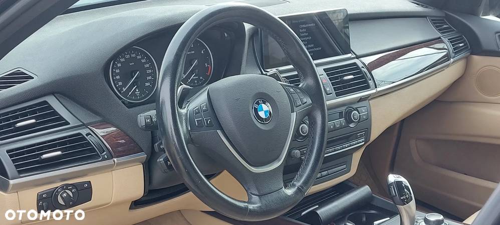 BMW X5 4.0d xDrive - 26