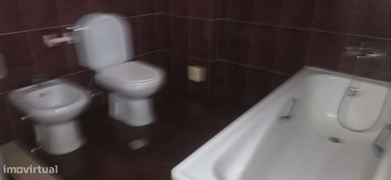 T2 com excelentes áreas. - Grande imagem: 2/13