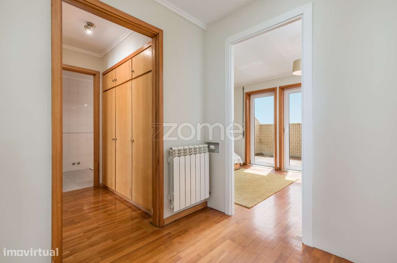 T3 / T4 Duplex com Terraços em Condomínio com Piscina – Francelos-9