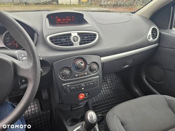 Renault Clio 1.5 dCi FAP Exception - 19