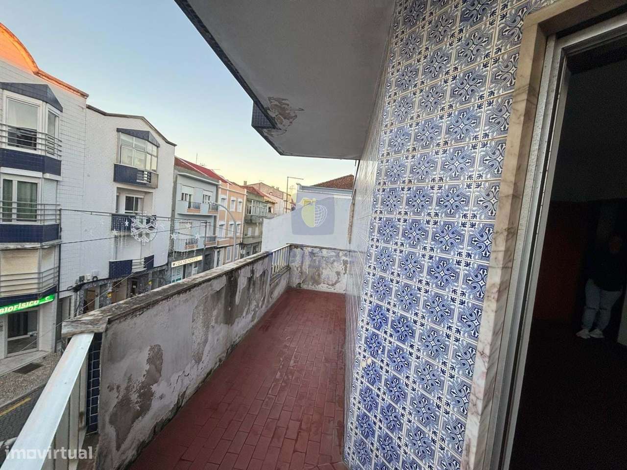 Apartamento T3, ao nível do segundo andar para venda no Centro da Cida - Grande imagem: 5/15