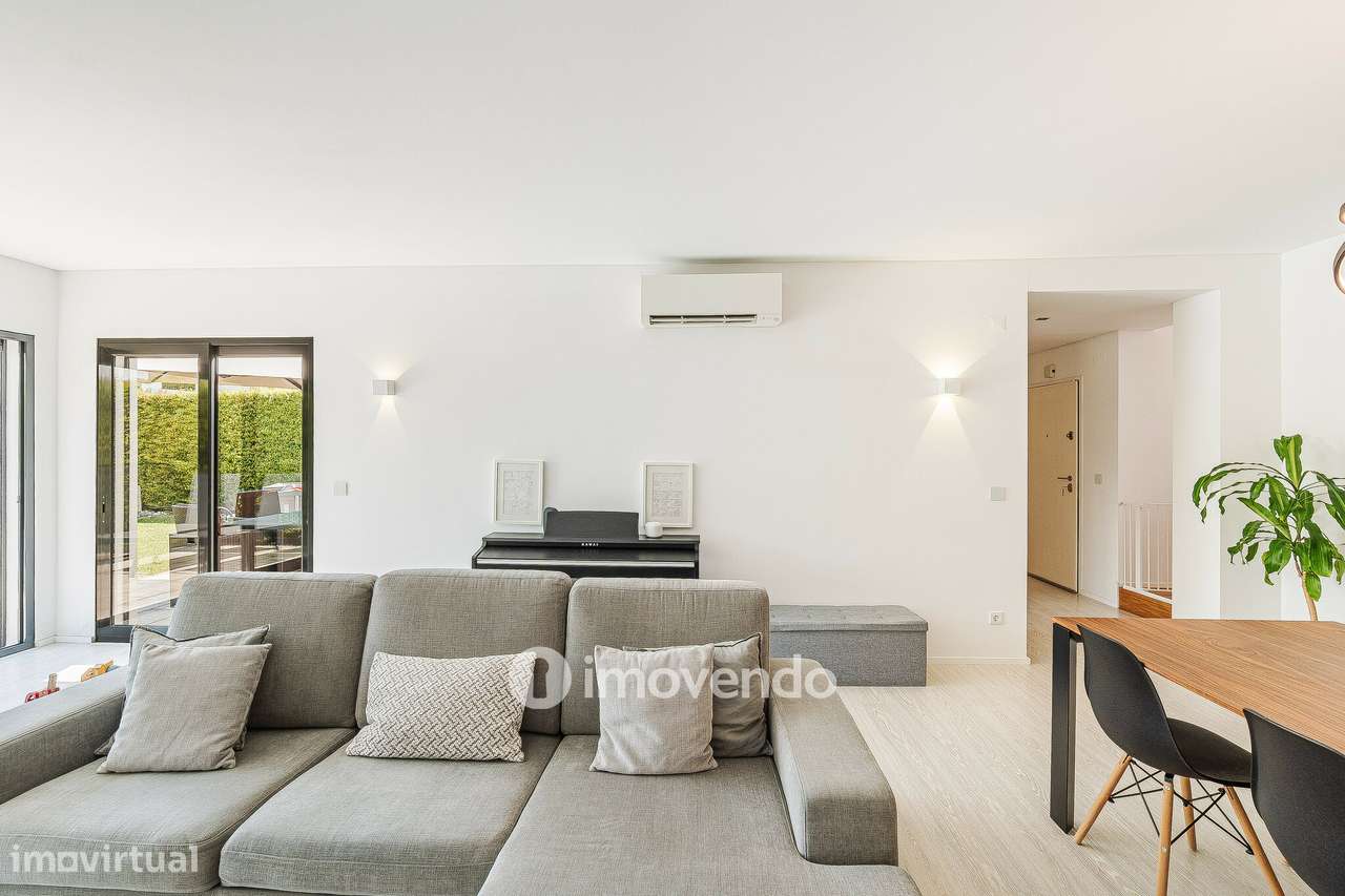 Moradia T3 moderna, com piscina e garagem, em Santo Antão do Tojal - Grande imagem: 5/60