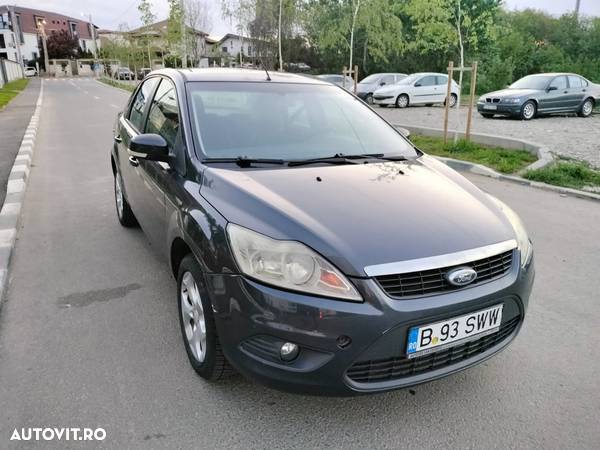 Ford Focus - 4