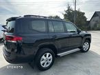 Toyota Land Cruiser - 5