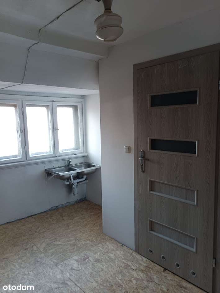 Ogłoszenie o przetargu ustny nieograniczony na sprzedaż lokalu-4