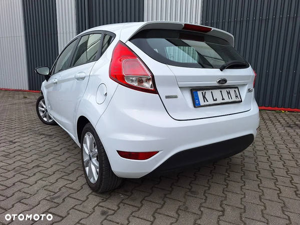 Ford Fiesta 1.25 Ambiente - 2