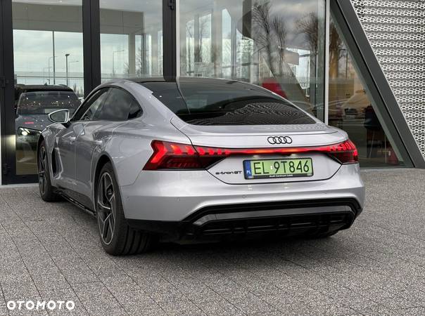 Audi e-tron GT 60 Quattro - 8