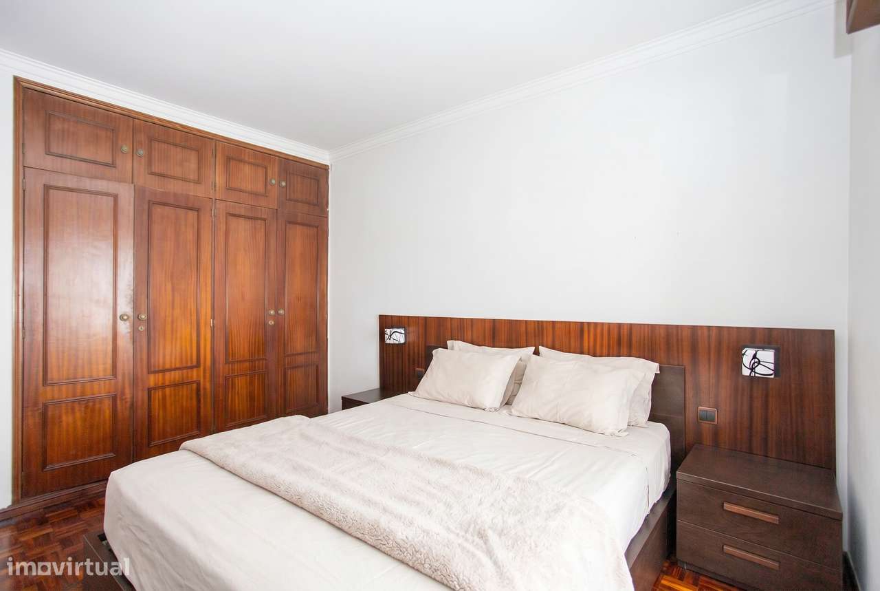 Apartamento T2 com Arrecadação-12