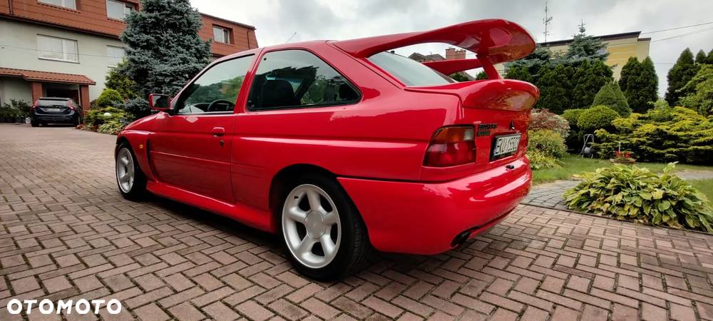 Ford Escort 2000 RS Cosworth - 8