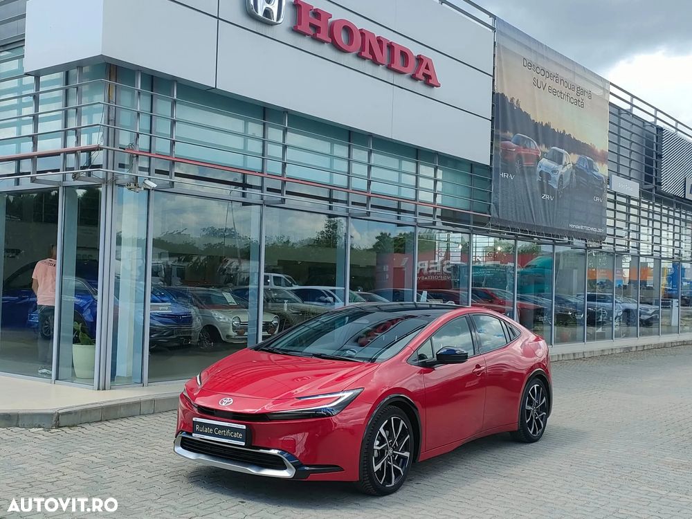 Second hand Toyota Prius - 49 900 EUR, 3 750 km - Autovit