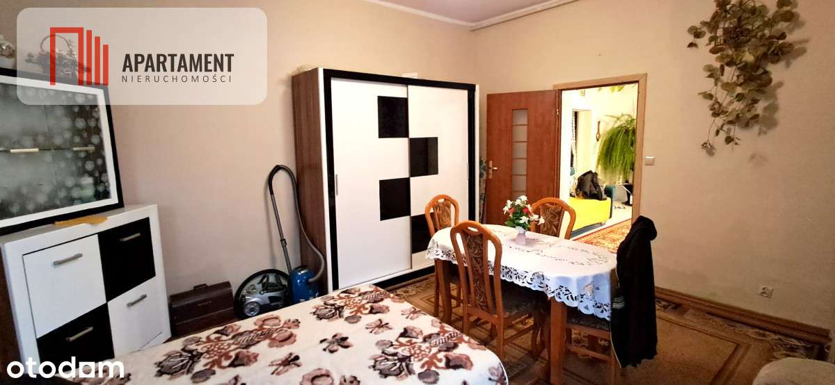 Dom z dużym budynkiem gospodarczym-4