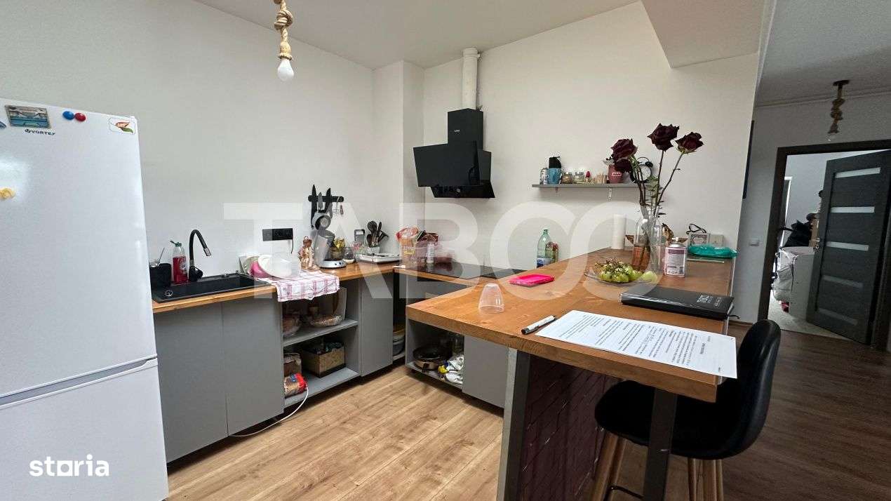 Apartament 3 camere 70 mpu pod privat parcare zona Turnisor Sibiu - Imagine principală: 3/10