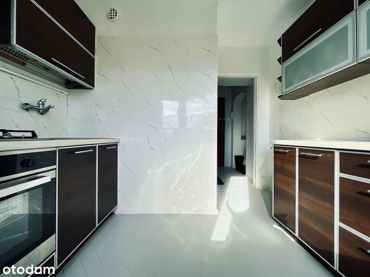 Balkon | Piwnica x2 | Parking | Po termomodernizacji | Centrum | Park-12