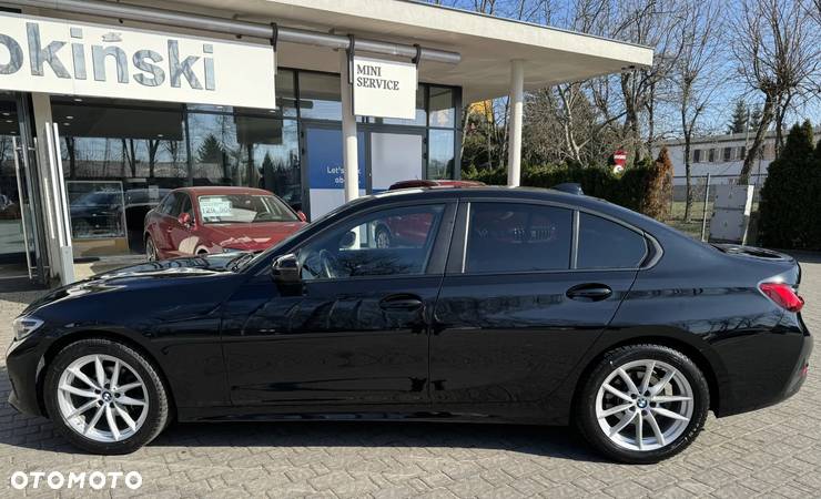 BMW Seria 3 318i Business Edition - 6