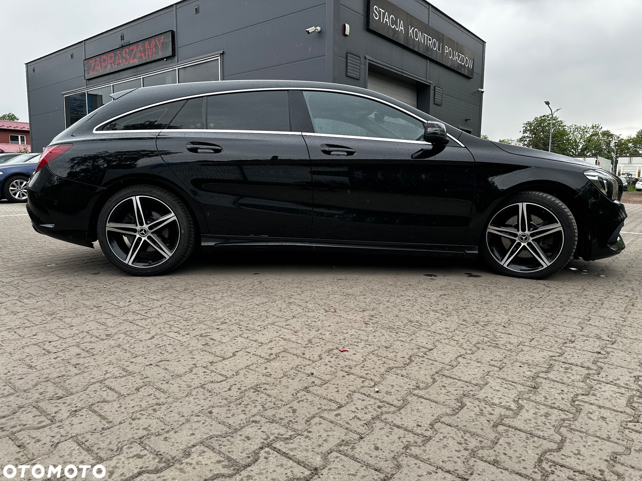 Mercedes-Benz CLA 220 4-Matic - 9