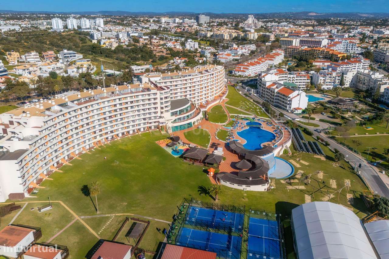 Fabuloso Estúdio T0 no centro de Albufeira em condomínio privado. - Grande imagem: 3/22