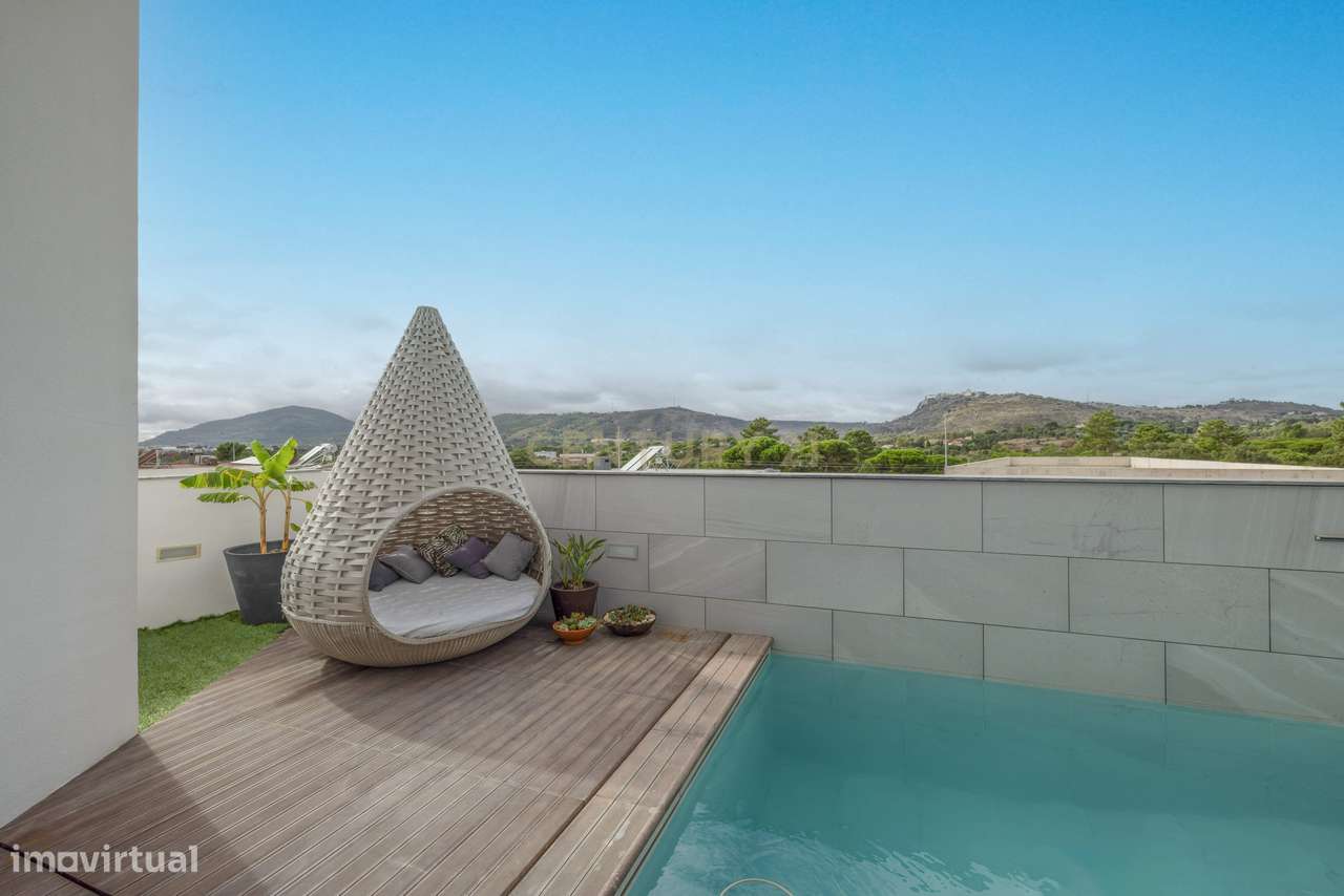 Moradia unifamiliar na Urbanização dos Jardins de Santiago, Setúbal-2